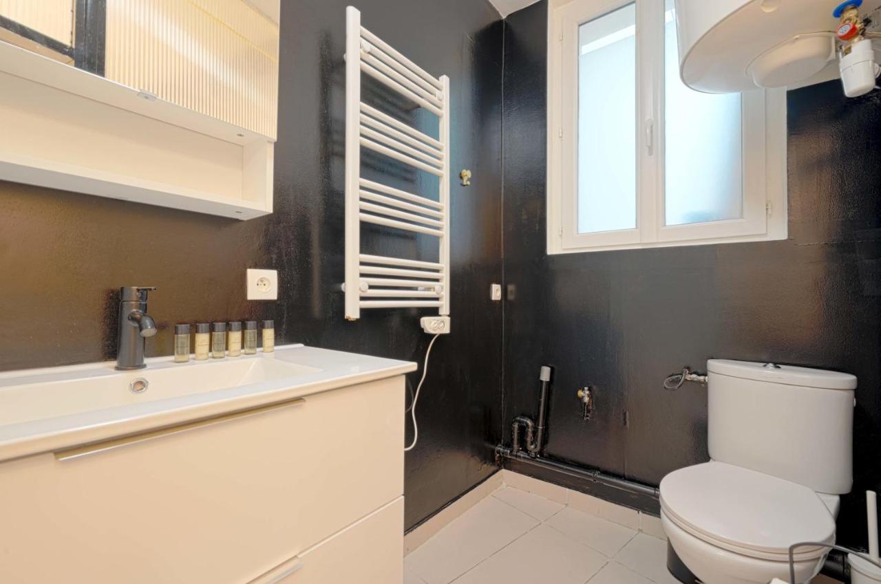Modern Studio Apartment For 3 Parigi Esterno foto